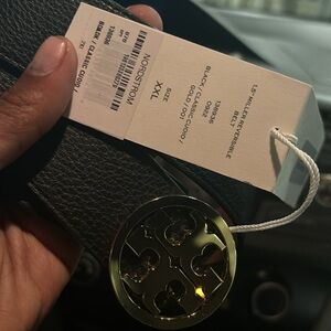 NWT TORY BURCH REVERSIBLE LEATHER BELT